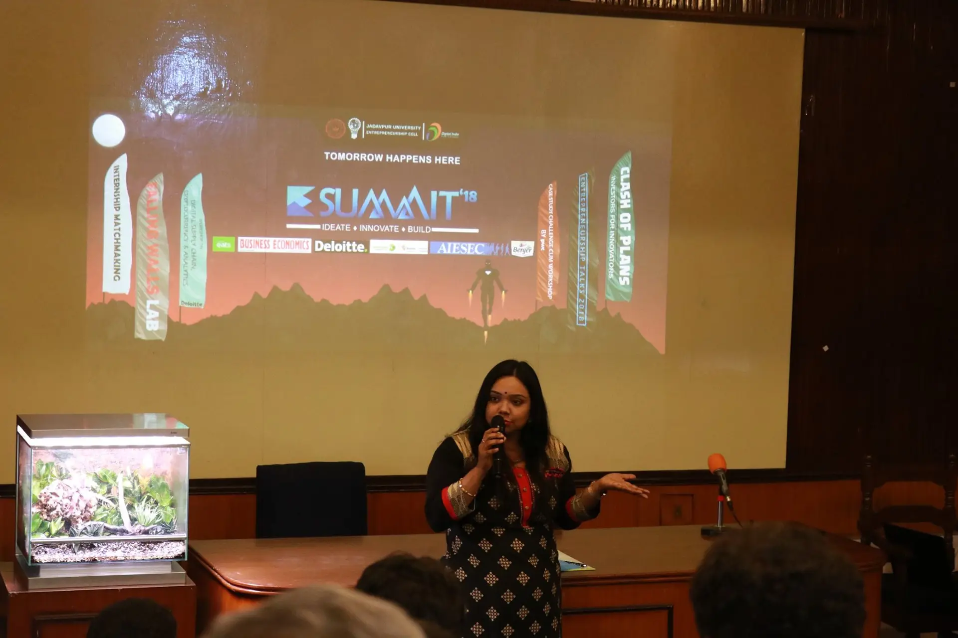 Summit moment 35